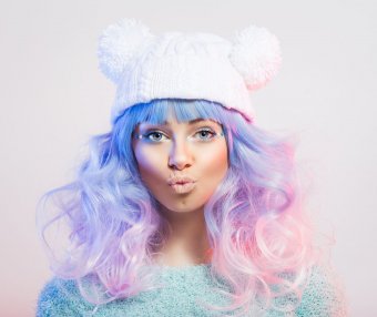 文章样式二:顶部大图+小图